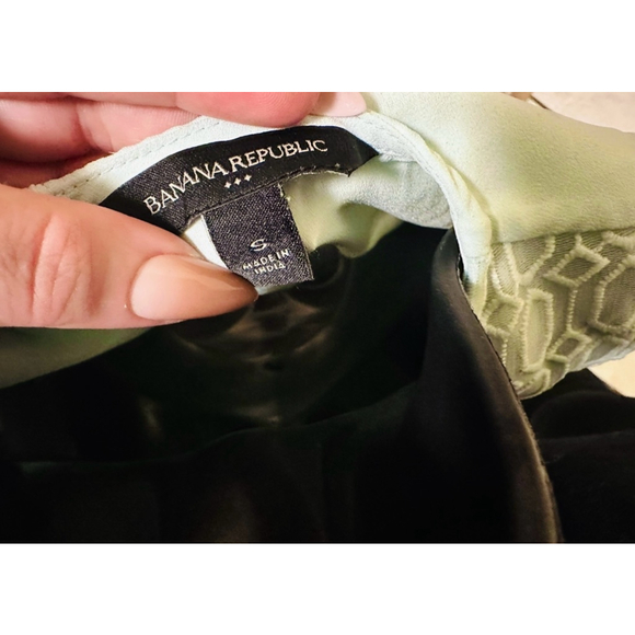 Banana Republic Mint Green Sleeveless Glass of Water Lace Overlay Blouse Small - Picture 10 of 10